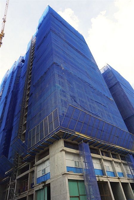 Tiến độ thi công tòa Landmark 5 (cập nhật ngày 14/11/2016): Đang lên sàn 27.