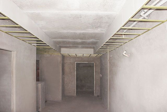 Đóng khung trần thạch cao tầng 12 - block B