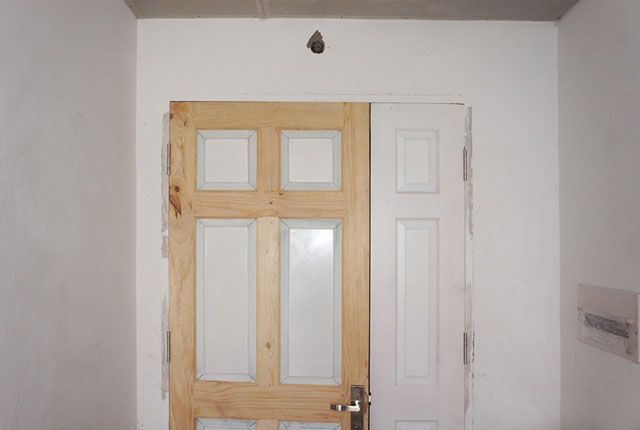 Lắp cửa tầng 6 - block A