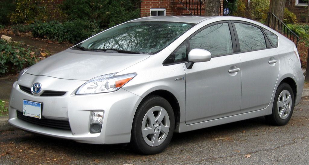 2010-2011_Toyota_Prius_--_12-21-2011_zps6ehrsygj.jpg