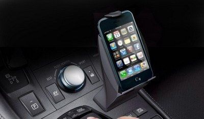 2011_Lexus_CT200h_iPhone_holder_zps82zstrtr.jpg