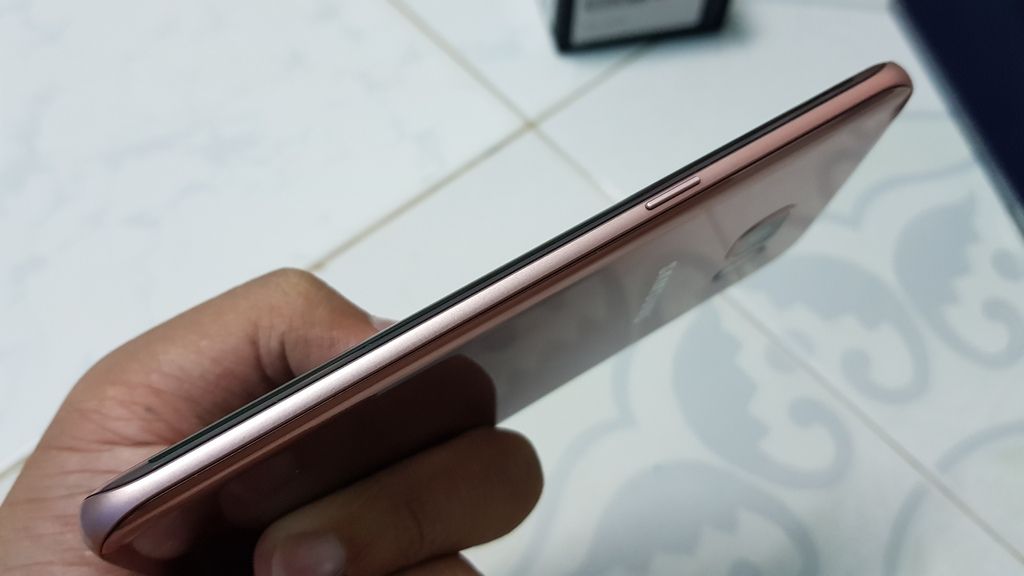 (Có hình) Samsung S7e (S7 Edge) Pink ssvn BH 12/17 99,99% - 6