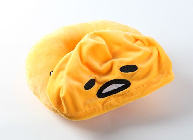 gudetama body pillow