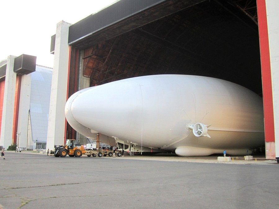 huge-blimp_zpsmz0vo3zk.jpg