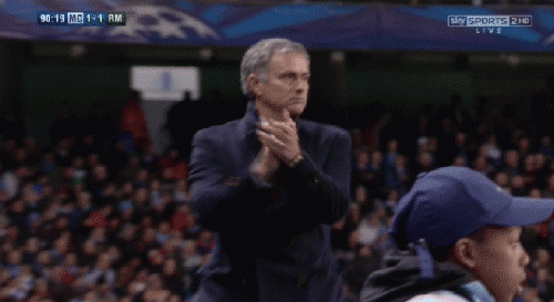 Jose-Mourinho-applauds_zpsmuxjx2ru.gif