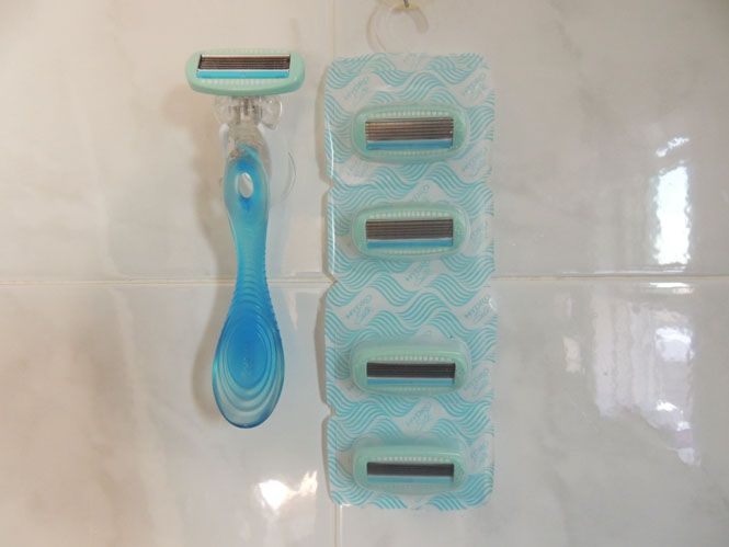  photo Schick Hydro Razor and Refills_zpsmf57w7mk.jpg