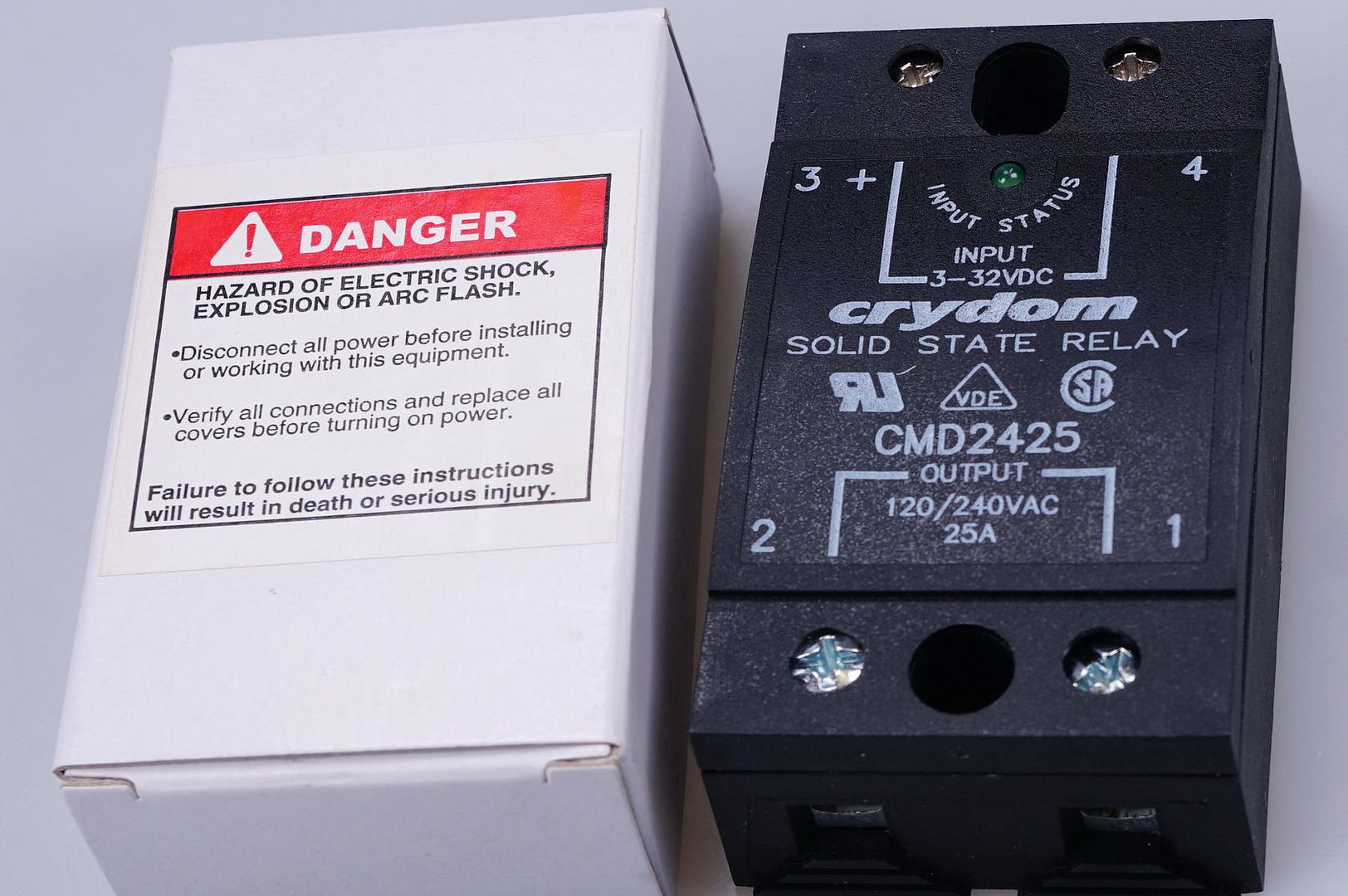 CRYDOM CWD2425 Solid State Relays Halbleiterrelais CWD2425 NEU